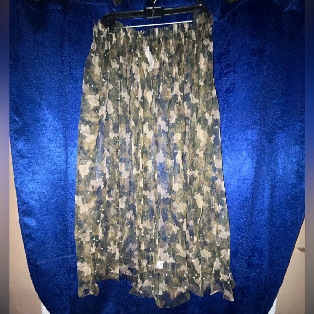 Plus size see through skirt 3x